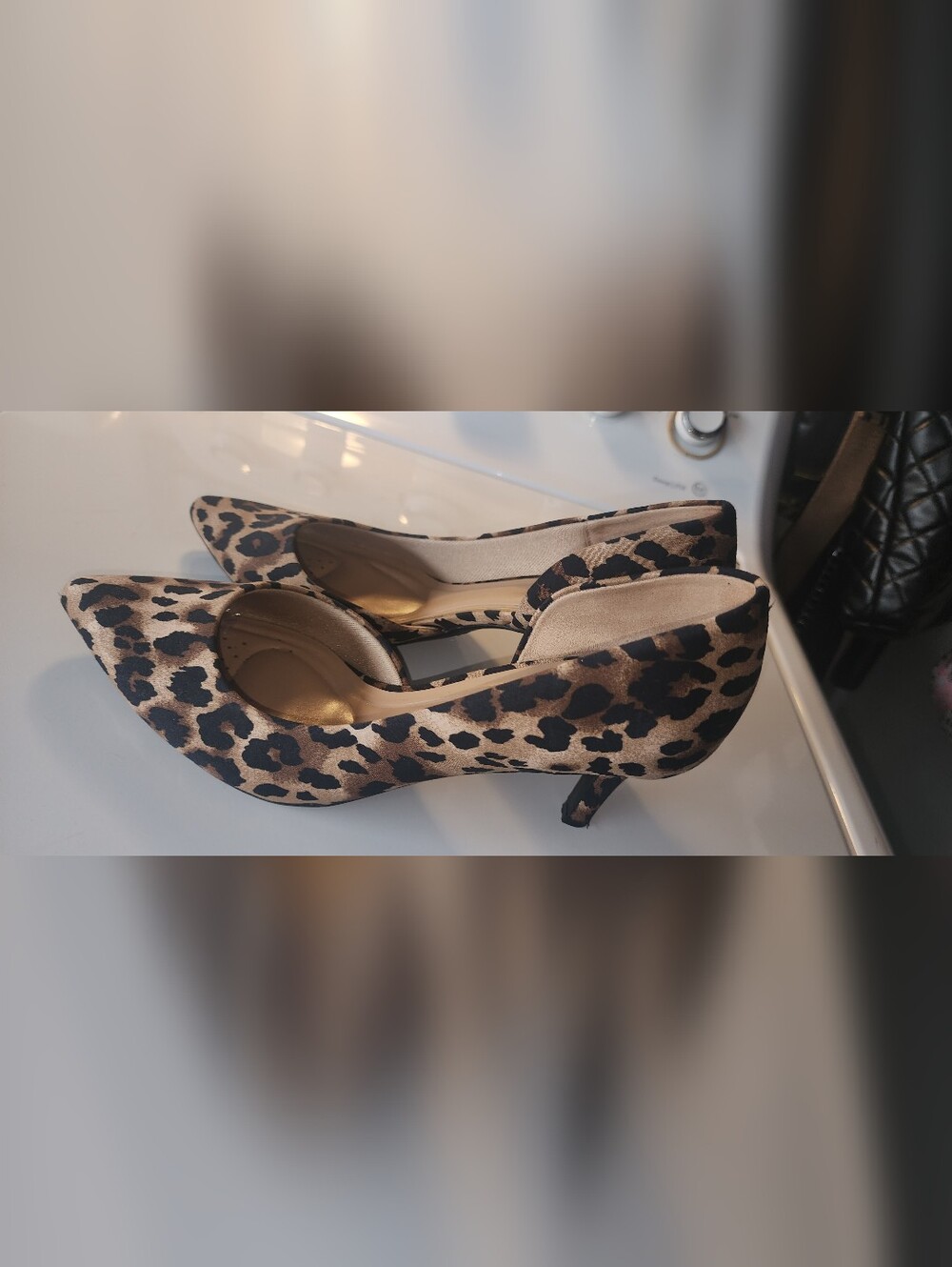 Leopard Print Pointed Toe Kitten Heel Pumps